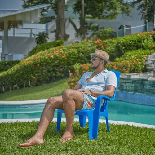 ¿Por qué elegir muebles de plástico para tu hogar en El Salvador? Ventajas y desventajas