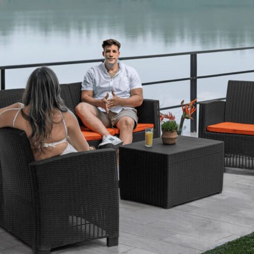 Cómo mantener tus muebles plásticos de exterior impecables en Panamá