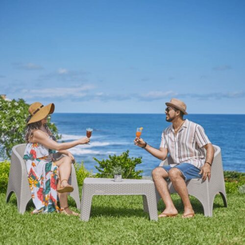 Descubre la resistencia de los muebles plásticos en exteriores en Panamá